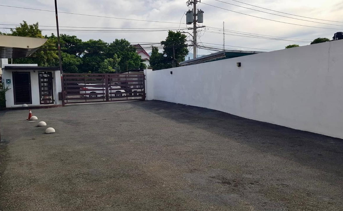 Seventh image of 5 Molynes Road in Kingston 10, St. Andrew, Jamaica - property is For Sale
