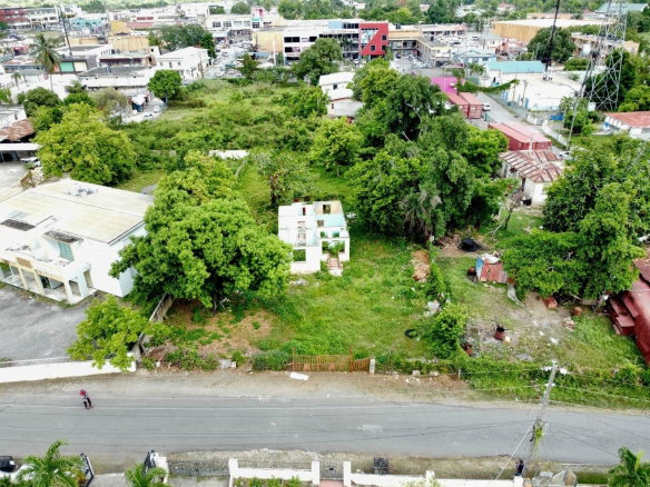 First image of 8 Gordon Street in May Pen, Clarendon, Jamaica - property is For Sale