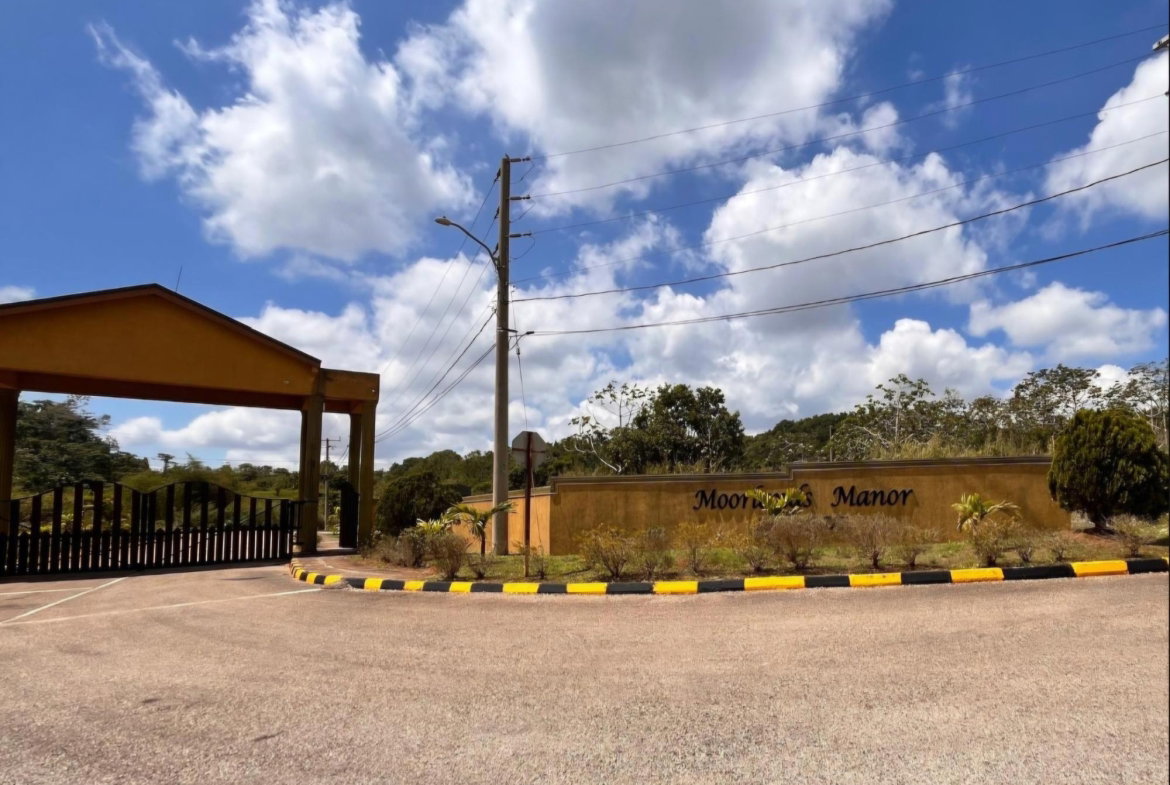 Third image of 402 Mooreland Anor Manchester in Mooreland, Manchester, Jamaica - property is For Sale