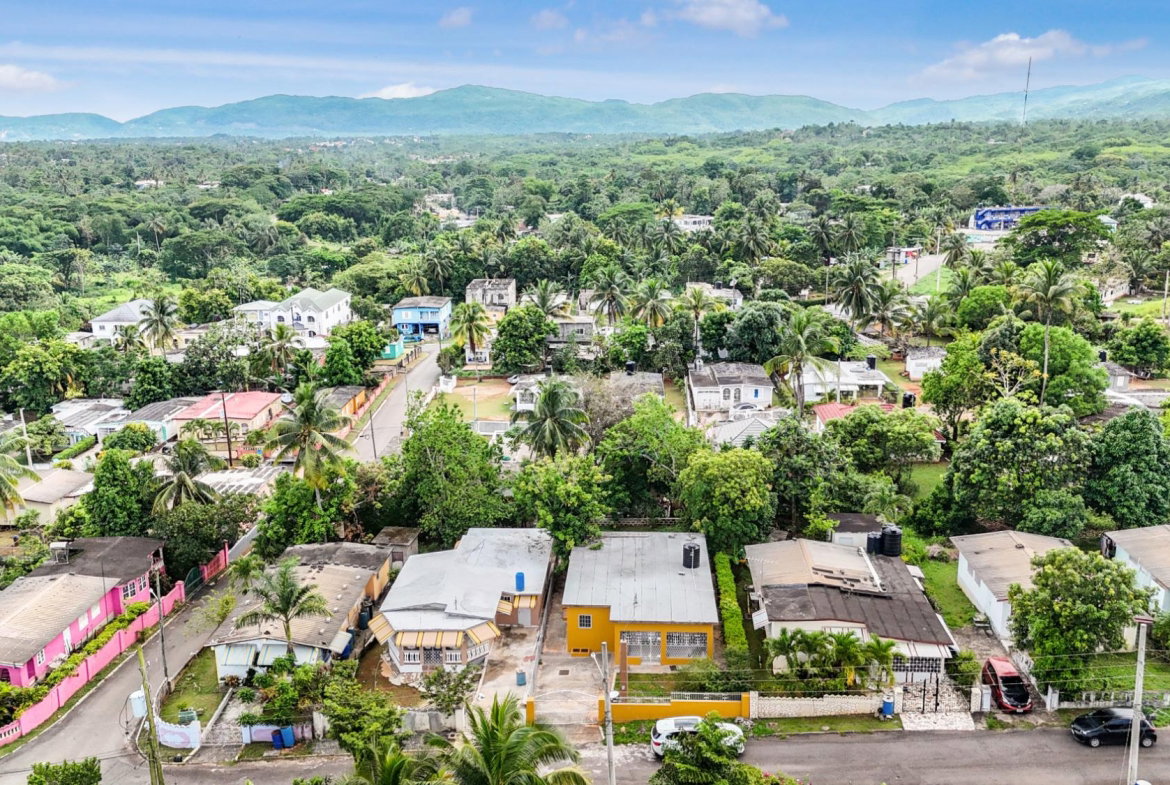 Second image of 327 Passion Way in Linstead, St. Catherine, Jamaica - property is For Sale
