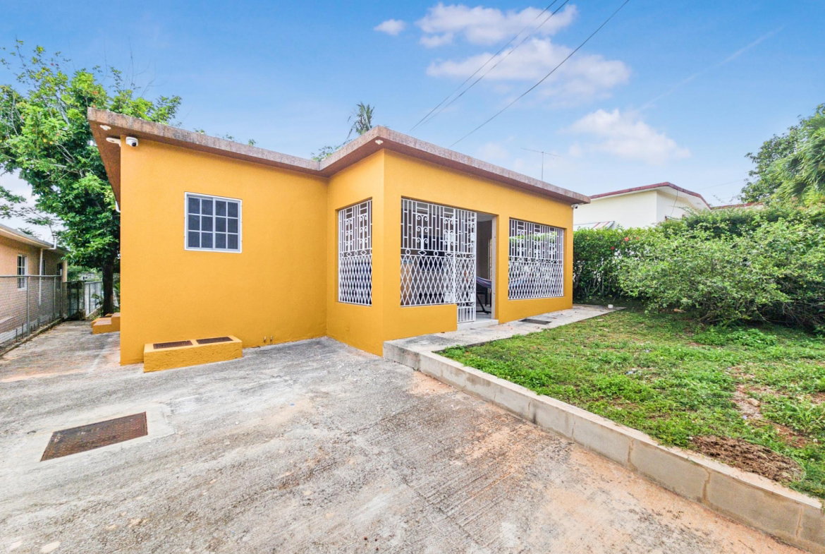 Third image of 327 Passion Way in Linstead, St. Catherine, Jamaica - property is For Sale