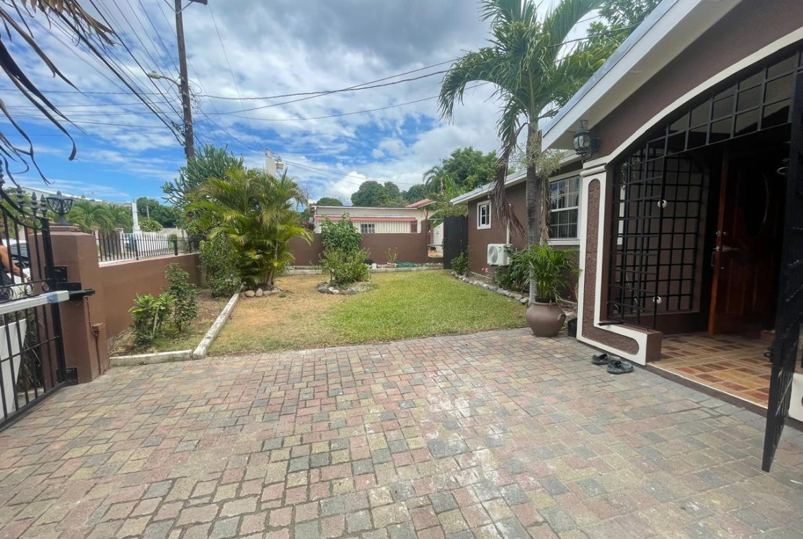 Second image of 6 Brynmawr Road in Kingston 8, St. Andrew, Jamaica - property is For Rent