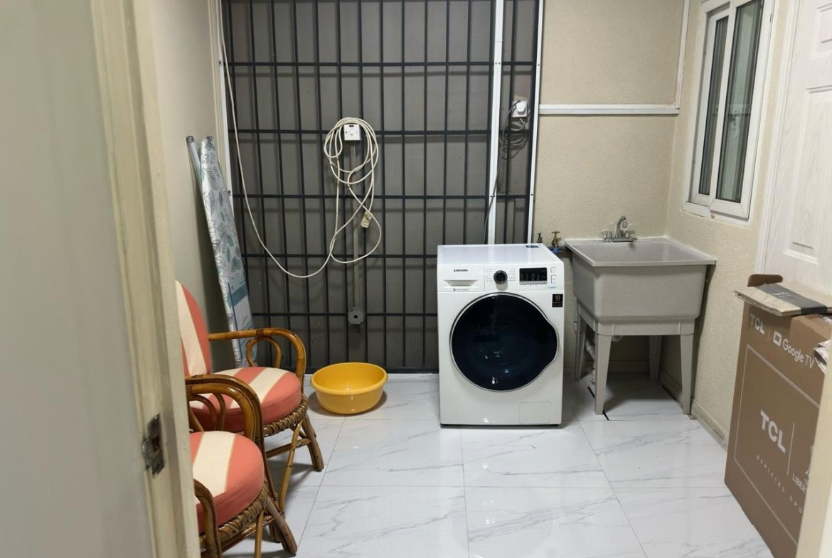 Seventh image of th 6-17 East Kings Road in Kingston 6, St. Andrew, Jamaica - property is For Rent