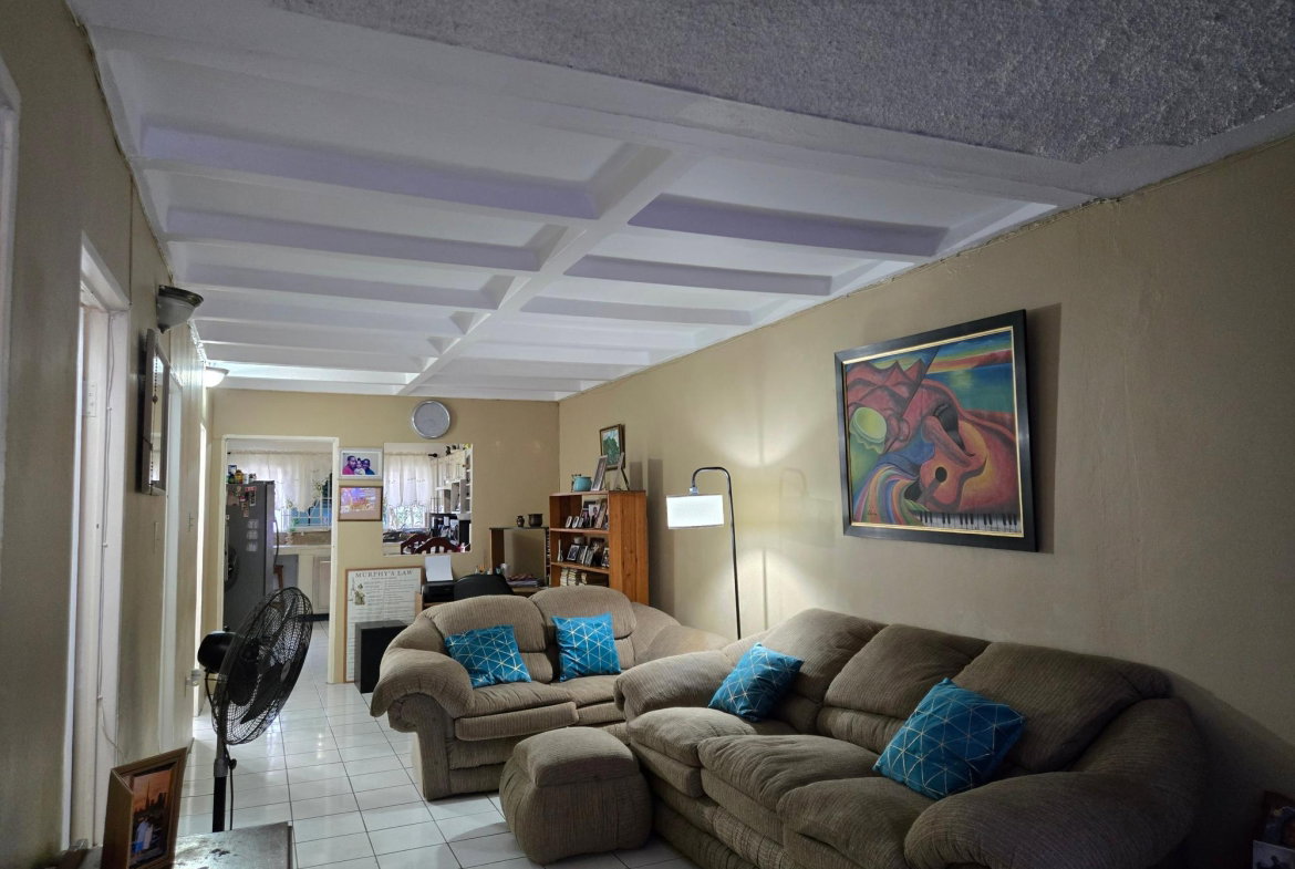 Seventh image of 302 nw 71st Place, Epsom in Greater Portmore, St. Catherine, Jamaica - property is For Sale