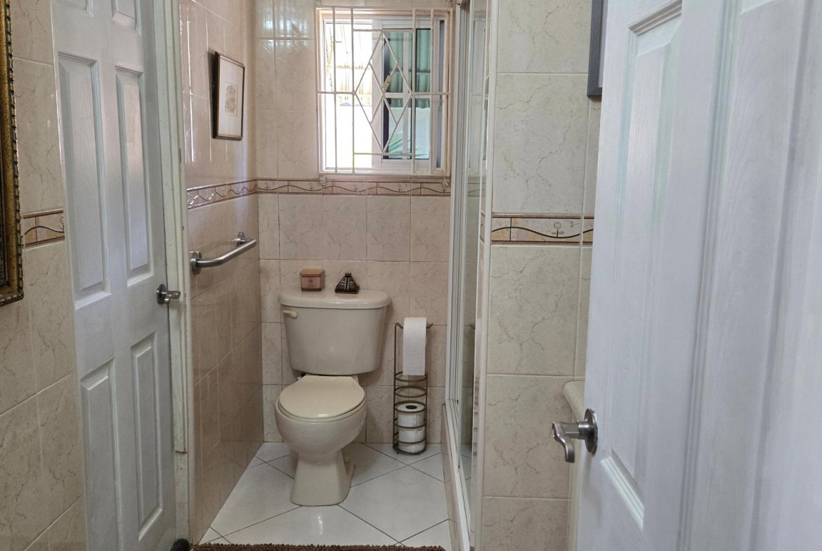 Tenth image of 302 nw 71st Place, Epsom in Greater Portmore, St. Catherine, Jamaica - property is For Sale