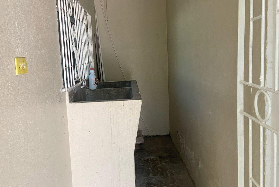 Thirteenth image of 14 Lincoln Road in Passage Fort, St. Catherine, Jamaica - property is For Rent