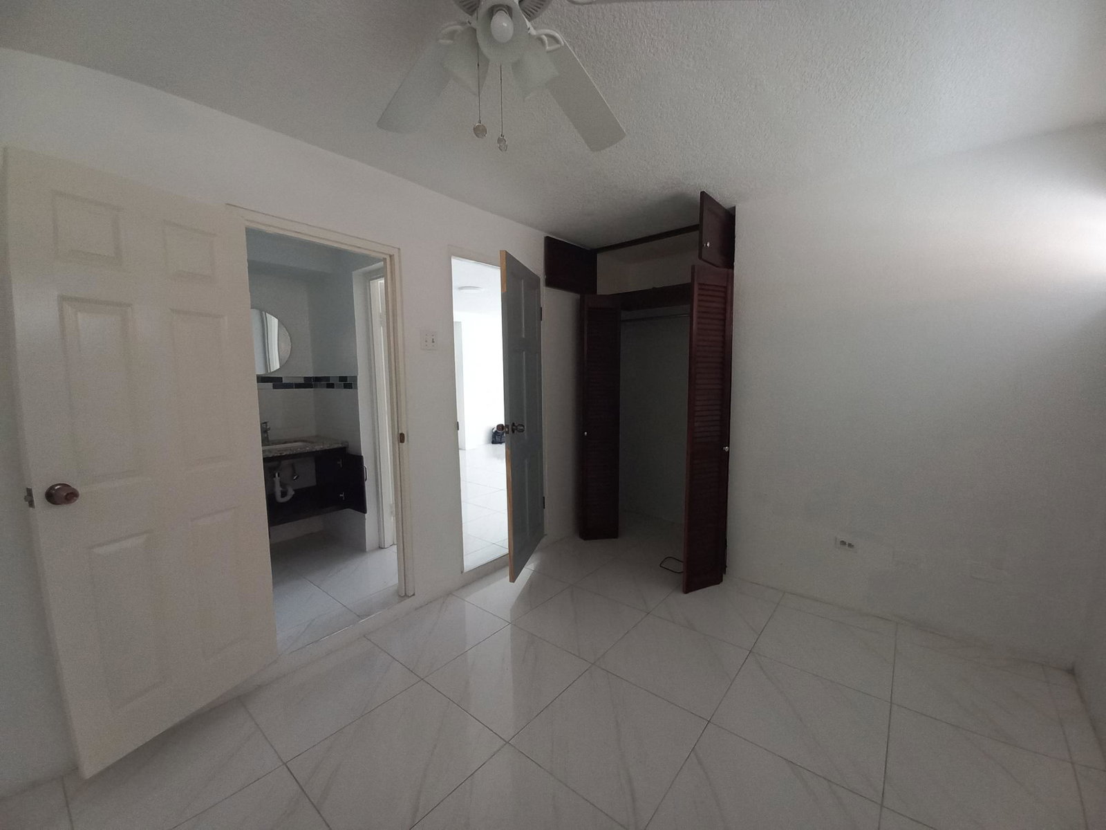 Ninth image of 3-1 Fort George Crescent in Stony Hill P.O., St. Andrew, Jamaica - property is For Sale