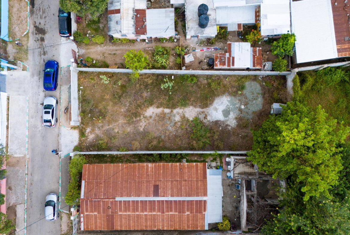 Eleventh image of 7 Laing (wint) Road in Kingston 11, St. Andrew, Jamaica - property is For Sale