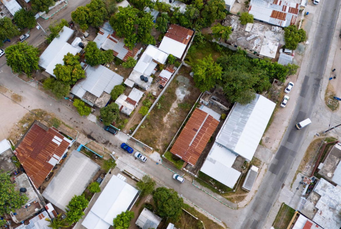 Tenth image of 7 Laing (wint) Road in Kingston 11, St. Andrew, Jamaica - property is For Sale