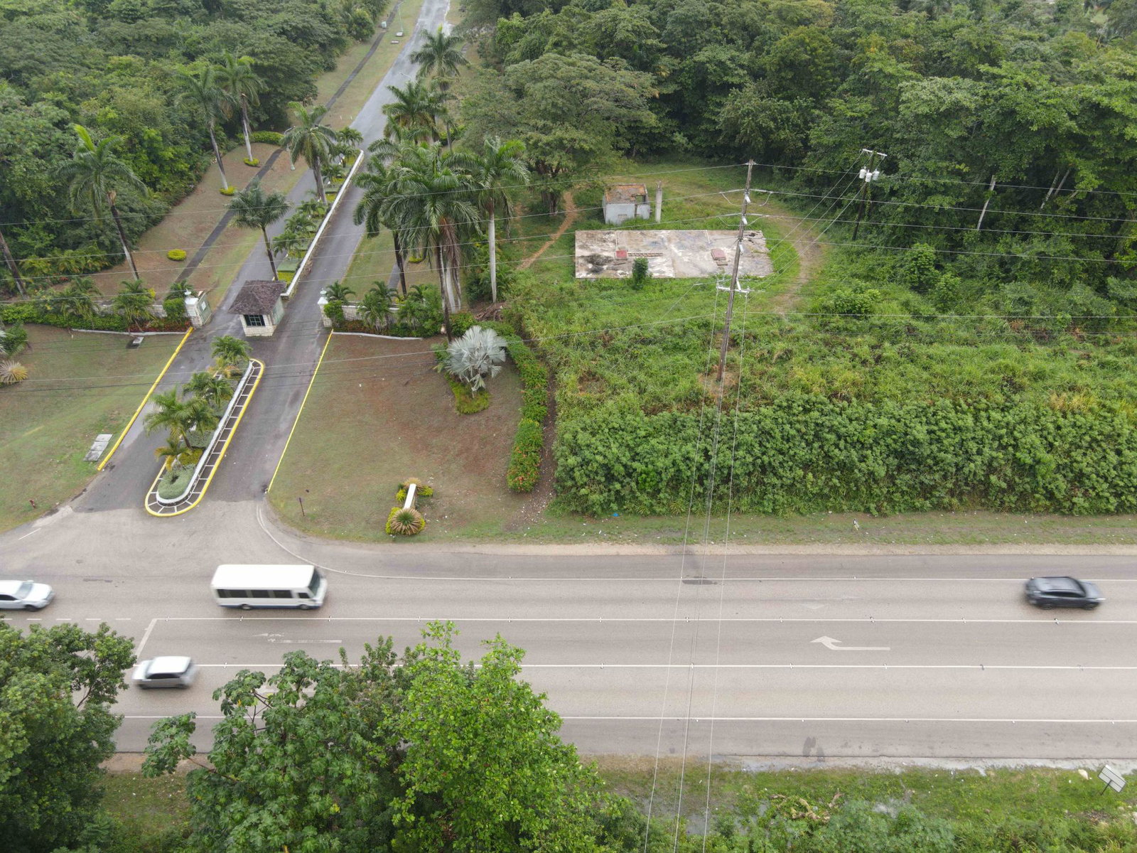 Sixteenth image of 334 Santa Gloria Crescent in St. Ann's Bay, St. Ann, Jamaica - property is For Sale
