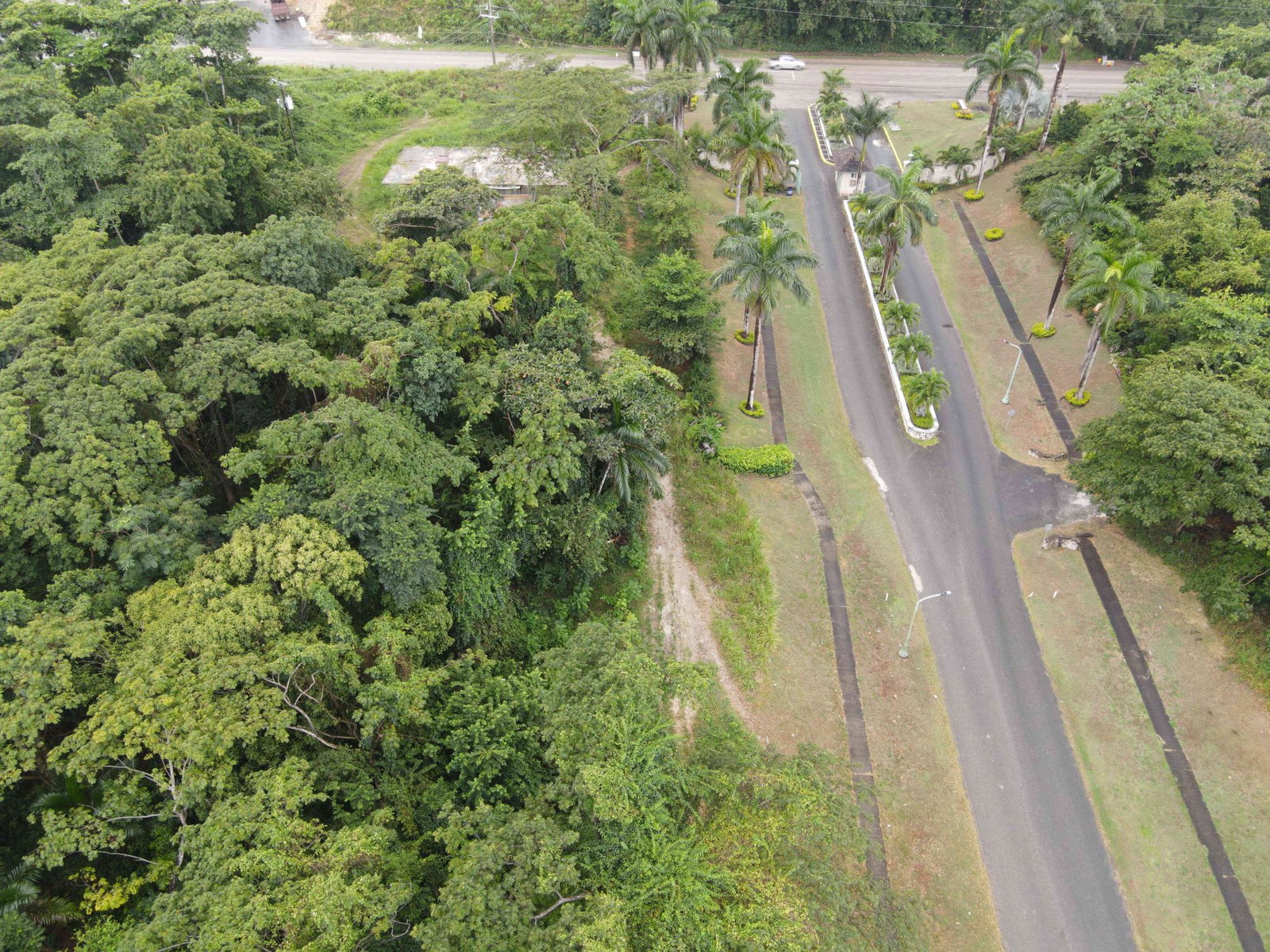 Seventeenth image of 334 Santa Gloria Crescent in St. Ann's Bay, St. Ann, Jamaica - property is For Sale