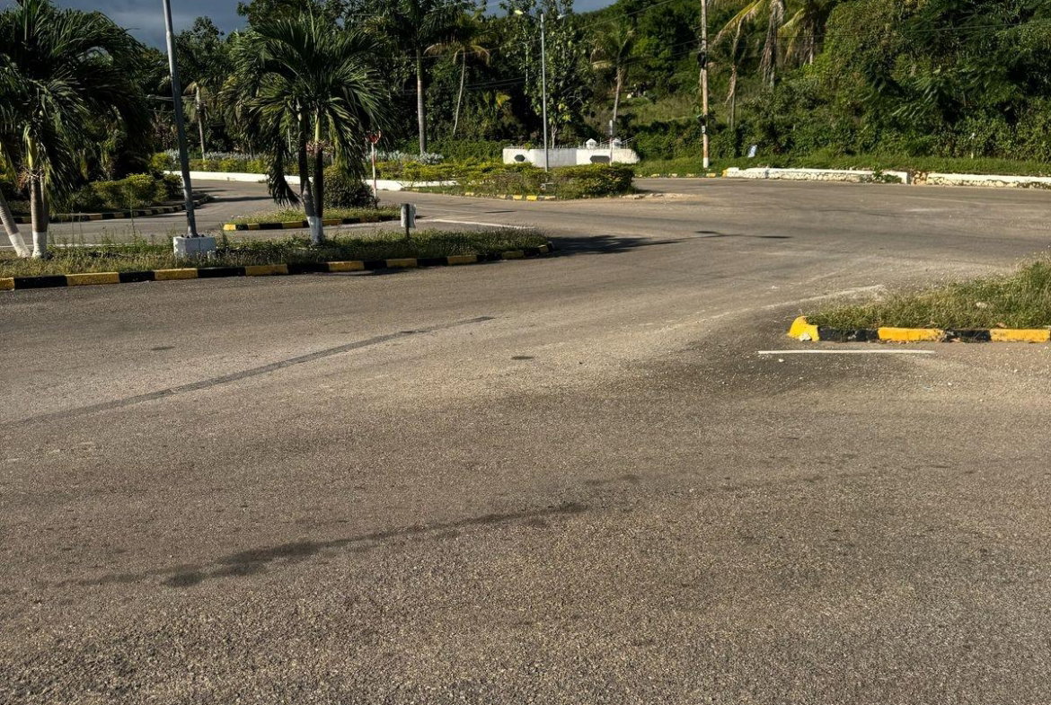 Seventeenth image of 207 Cashoo, Palmbrook Estate in Lacovia, St. Elizabeth, Jamaica - property is For Sale