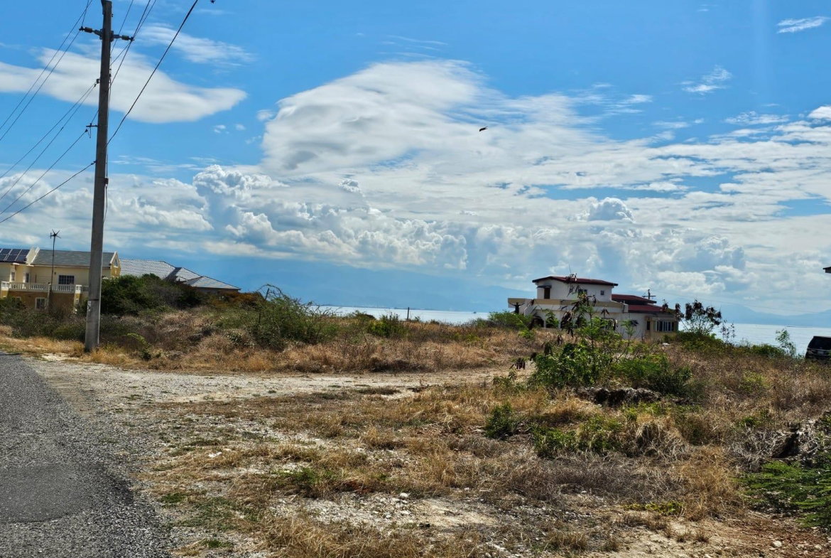 Eleventh image of 107b- Sandhills Bay, Hellshier in Hellshire Heights, St. Catherine, Jamaica - property is For Sale