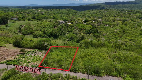 Second image of 8 Taylor Close in Birds Hill, Clarendon, Jamaica - property is For Sale