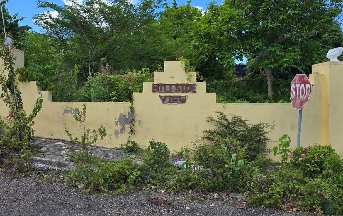 Thirteenth image of 8 Taylor Close in Birds Hill, Clarendon, Jamaica - property is For Sale