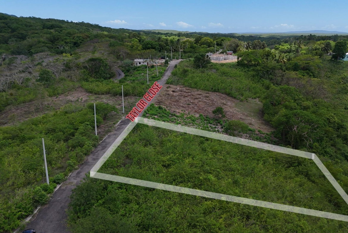 Fifth image of 8 Taylor Close in Birds Hill, Clarendon, Jamaica - property is For Sale