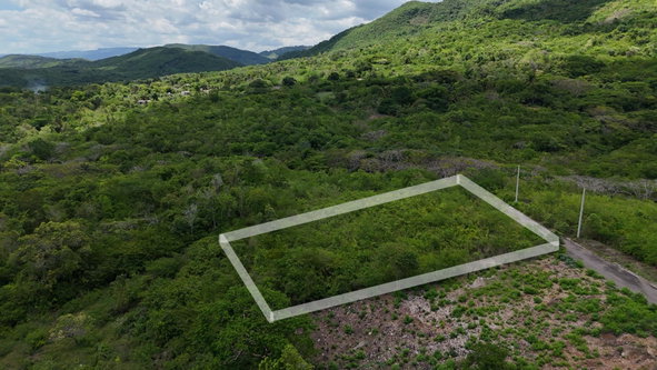 Eighth image of 8 Taylor Close in Birds Hill, Clarendon, Jamaica - property is For Sale