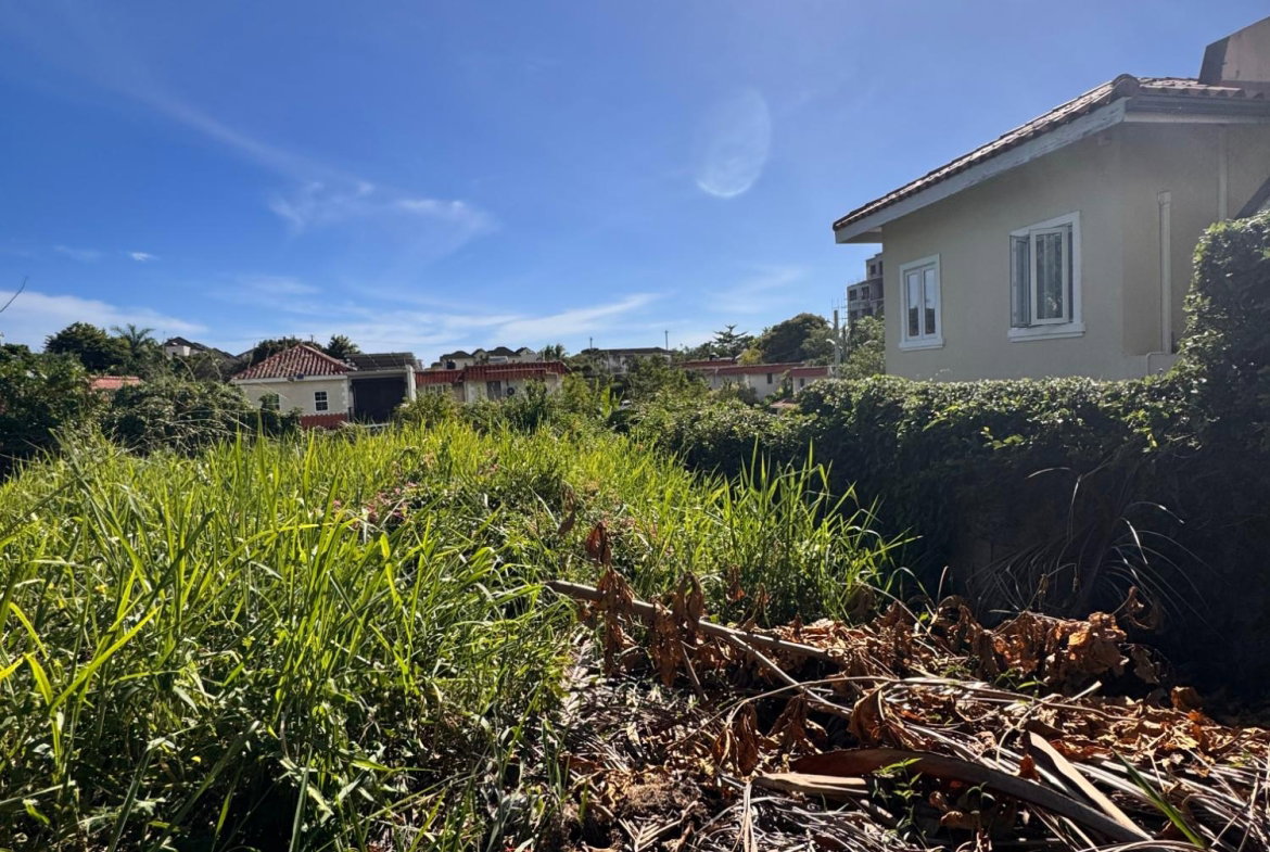 Fourteenth image of 15 Farringdon Drive in Kingston 6, St. Andrew, Jamaica - property is For Sale