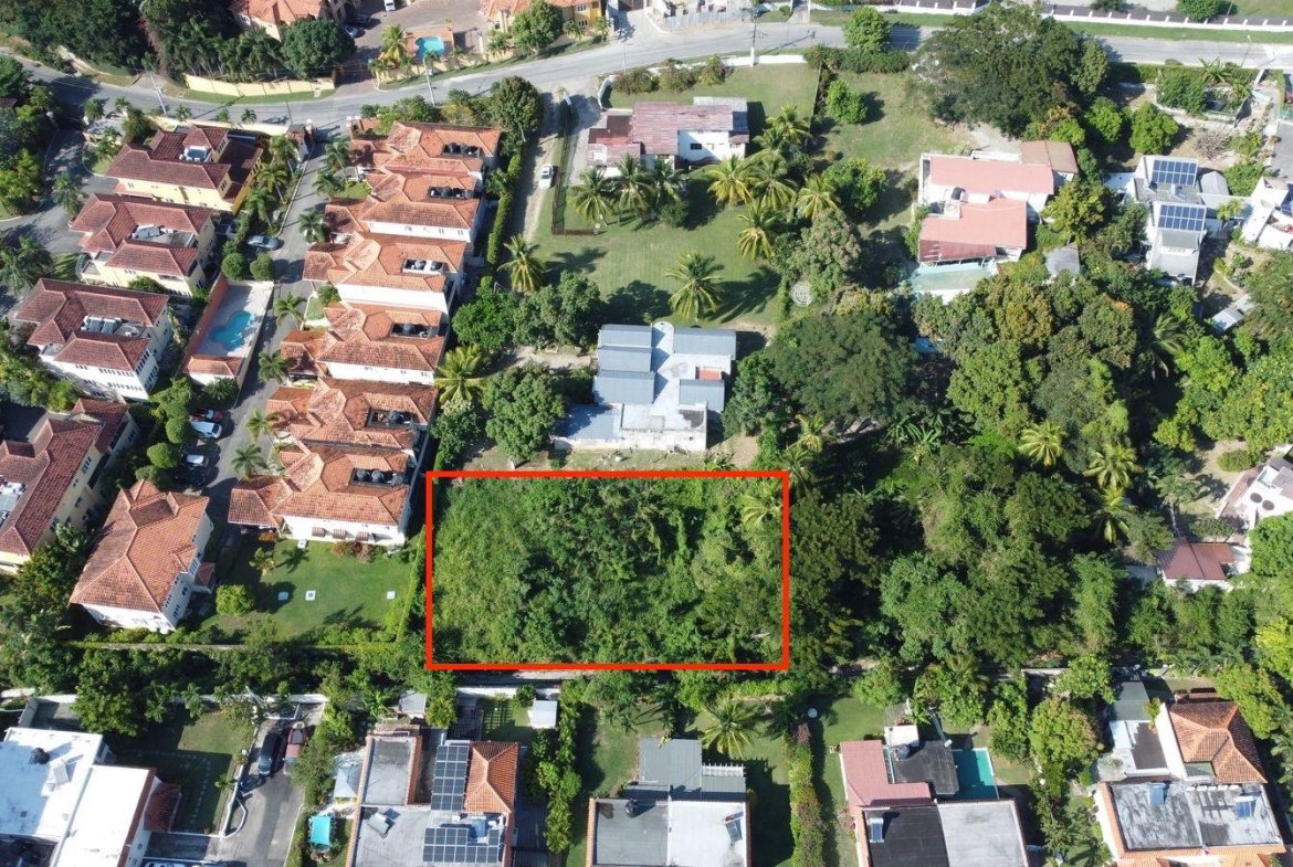 Fifteenth image of 15 Farringdon Drive in Kingston 6, St. Andrew, Jamaica - property is For Sale