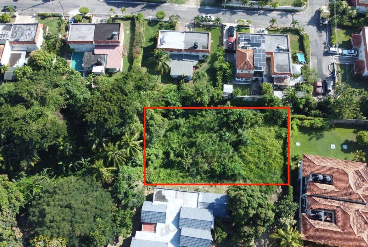 Fifth image of 15 Farringdon Drive in Kingston 6, St. Andrew, Jamaica - property is For Sale