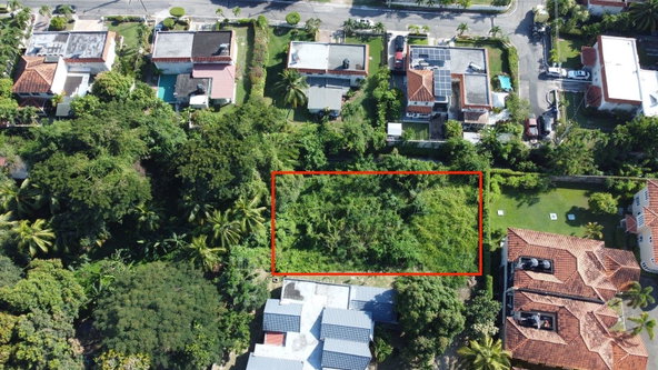 Eighth image of 15 Farringdon Drive in Kingston 6, St. Andrew, Jamaica - property is For Sale