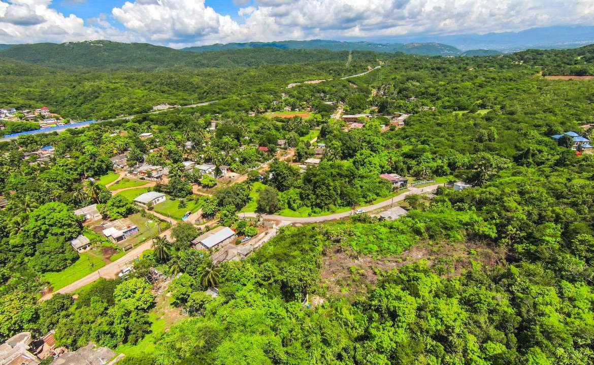 Seventeenth image of Lot 27 Mountview Estate Block d in Spanish Town, St. Catherine, Jamaica - property is For Sale