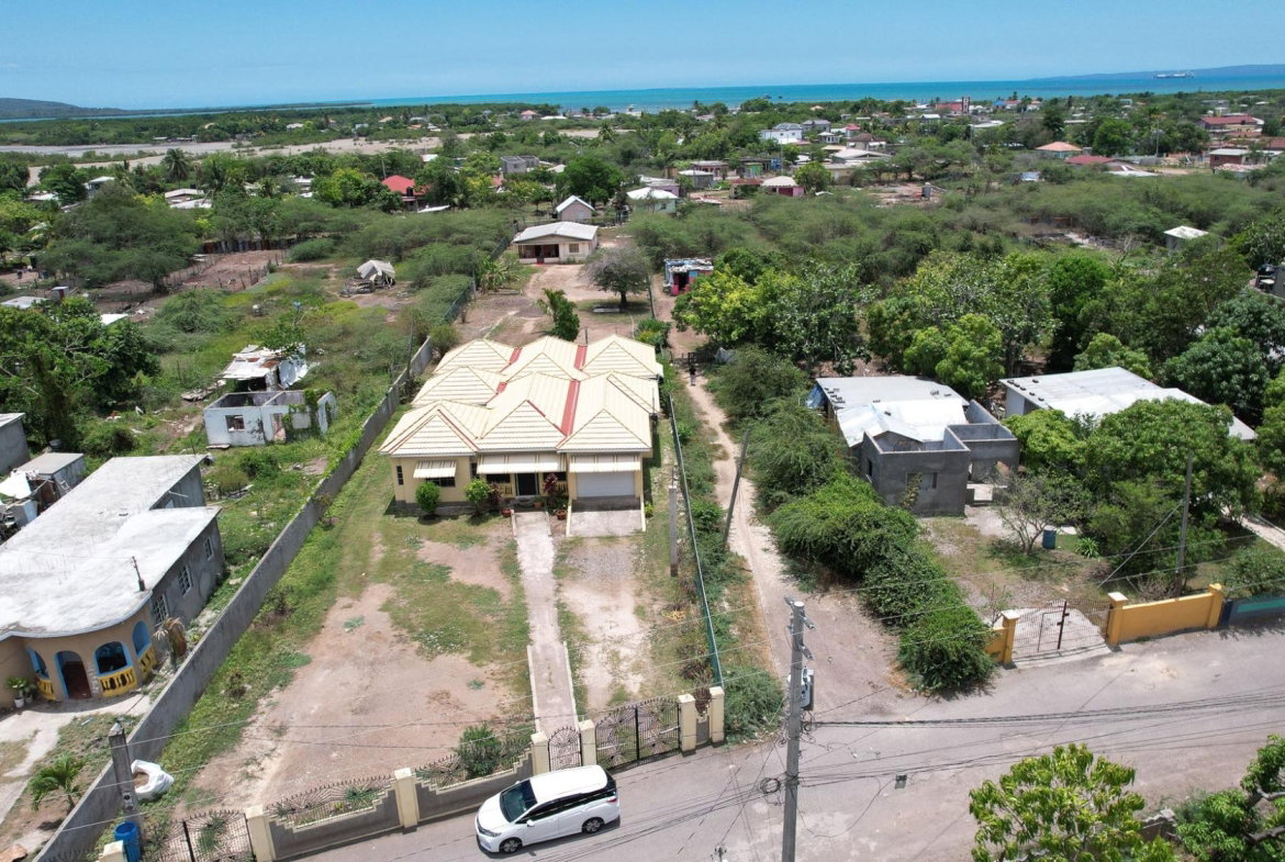 Second image of Thompson Pen Road in Old Harbour, St. Catherine, Jamaica - property is For Sale