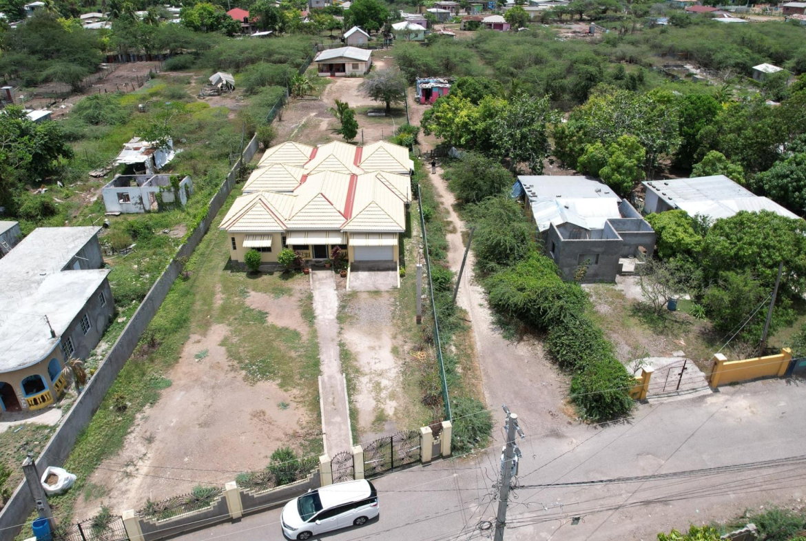 Third image of Thompson Pen Road in Old Harbour, St. Catherine, Jamaica - property is For Sale