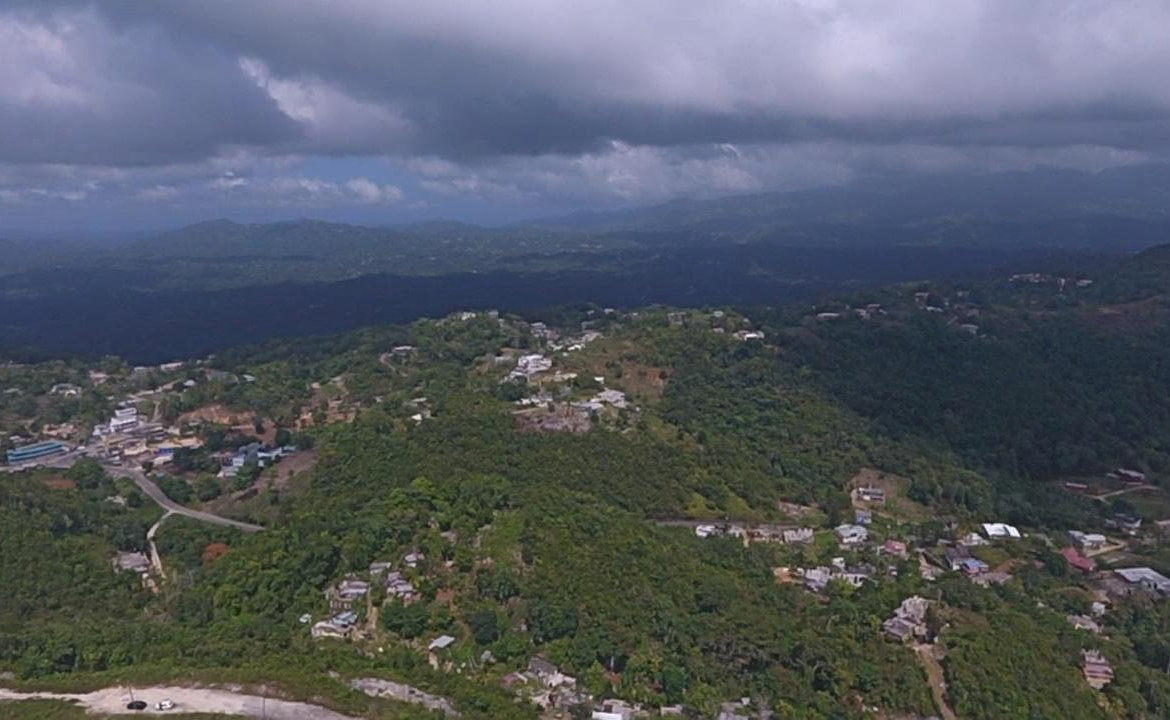 Eighth image of Water House Wedge Rock l8 in Kingston 19, St. Andrew, Jamaica - property is For Sale