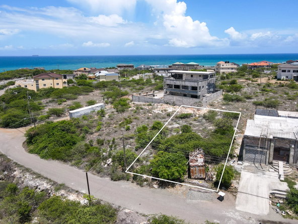 Seventh image of 130 st Georges Cliff, Pigeon in HELLSHIRE HILLS, St. Catherine, Jamaica - property is For Sale