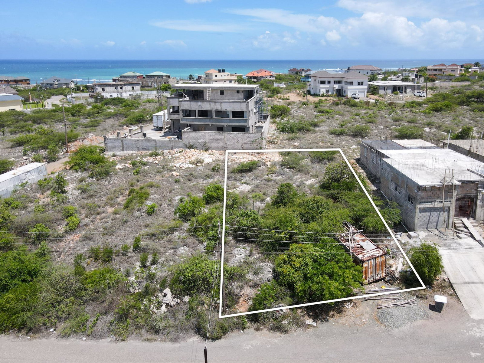 Ninth image of 130 st Georges Cliff, Pigeon in HELLSHIRE HILLS, St. Catherine, Jamaica - property is For Sale