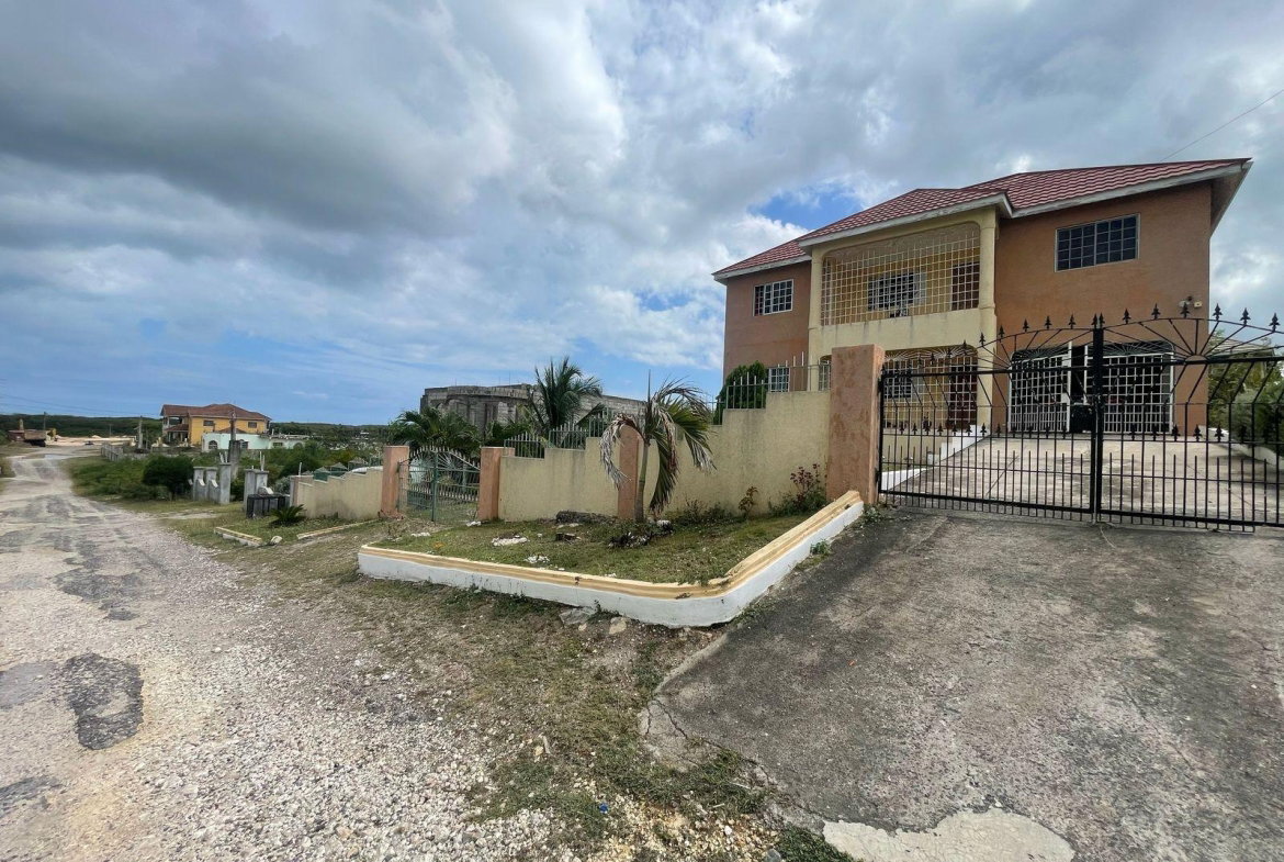 Fourth image of 118 Victoria Lake Street in Tobby Heights, Clarendon, Jamaica - property is For Sale