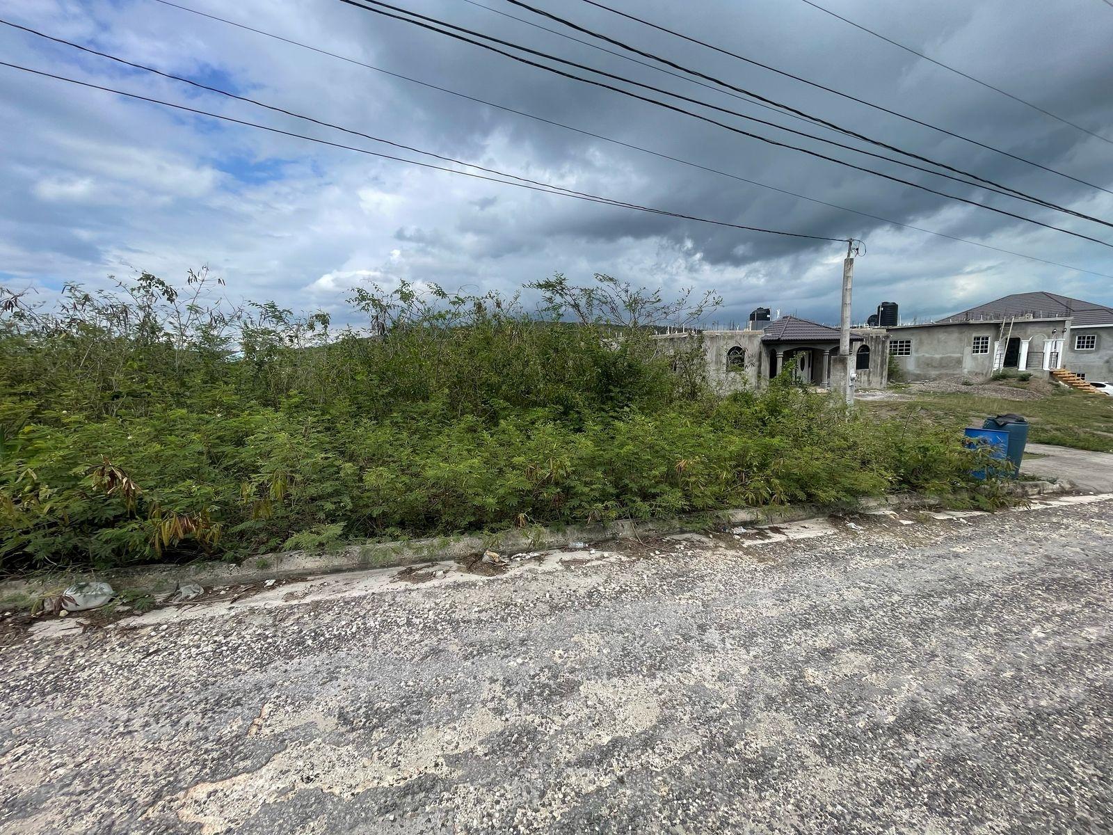 Tenth image of 118 Victoria Lake Street in Tobby Heights, Clarendon, Jamaica - property is For Sale