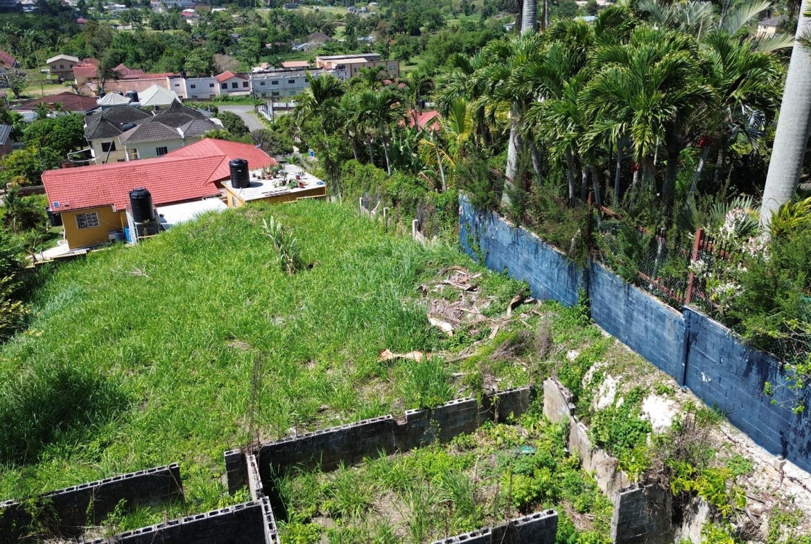 Eighth image of 27 Gordon Heights in Mandeville, Manchester, Jamaica - property is For Sale
