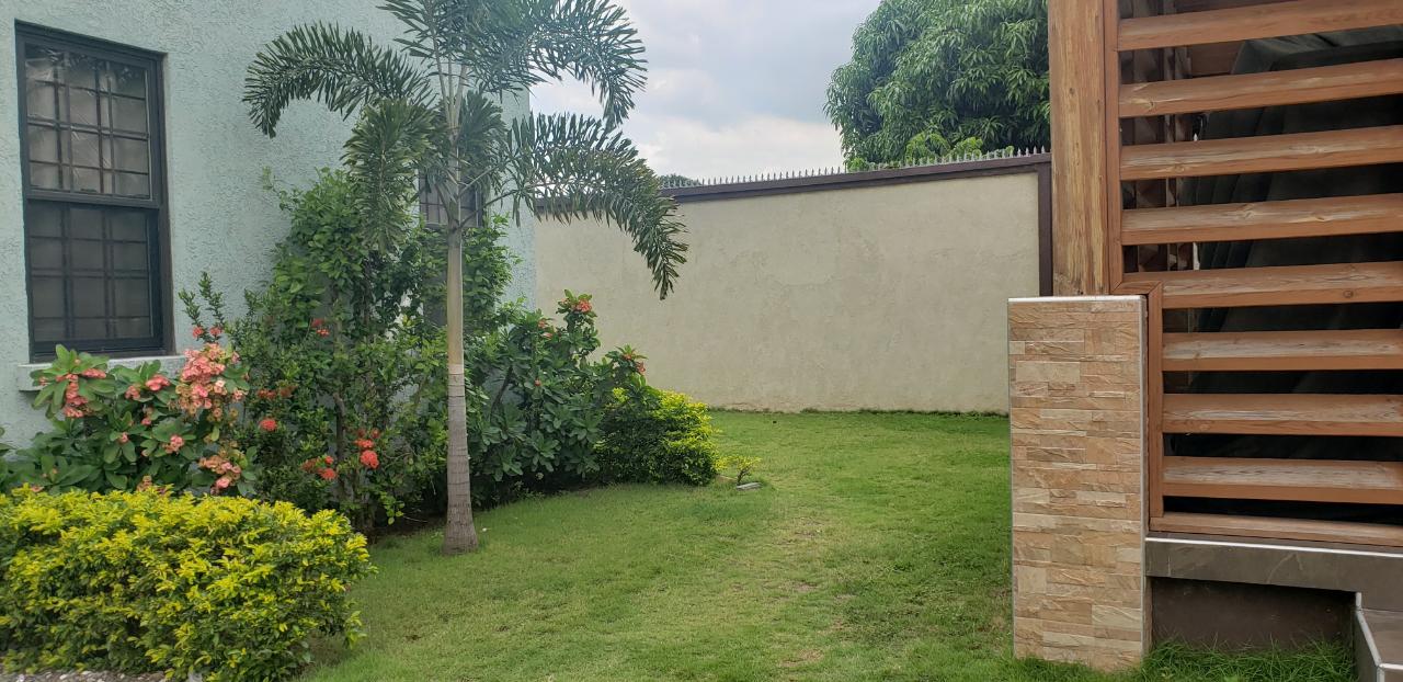 Sixteenth image of 15- East Avenue in Kingston 8, St. Andrew, Jamaica - property is For Rent