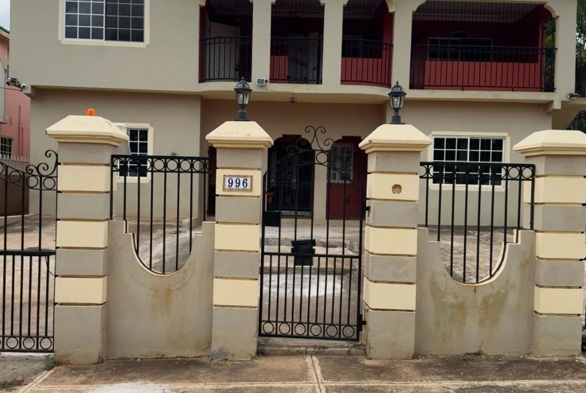 First image of 996 Green Acres in Green Acres, St. Catherine, Jamaica - property is For Rent