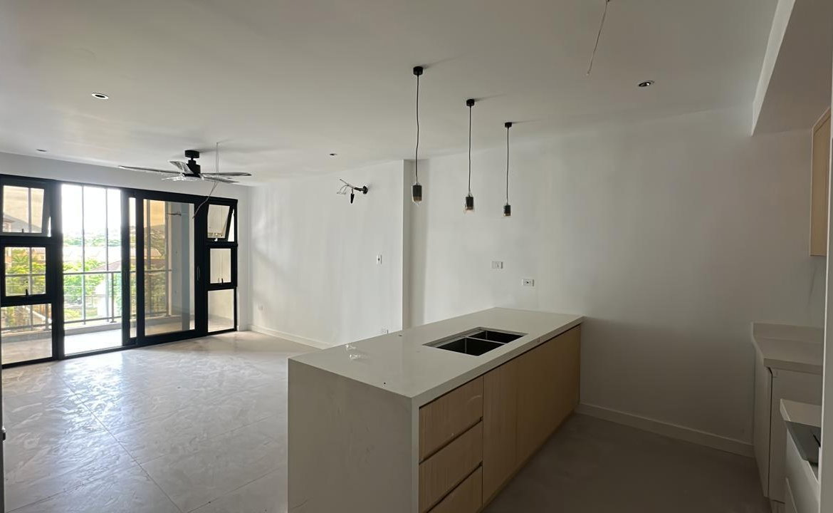 Ninth image of 203-2 Somerton Avenue in Kingston 6, St. Andrew, Jamaica - property is For Sale