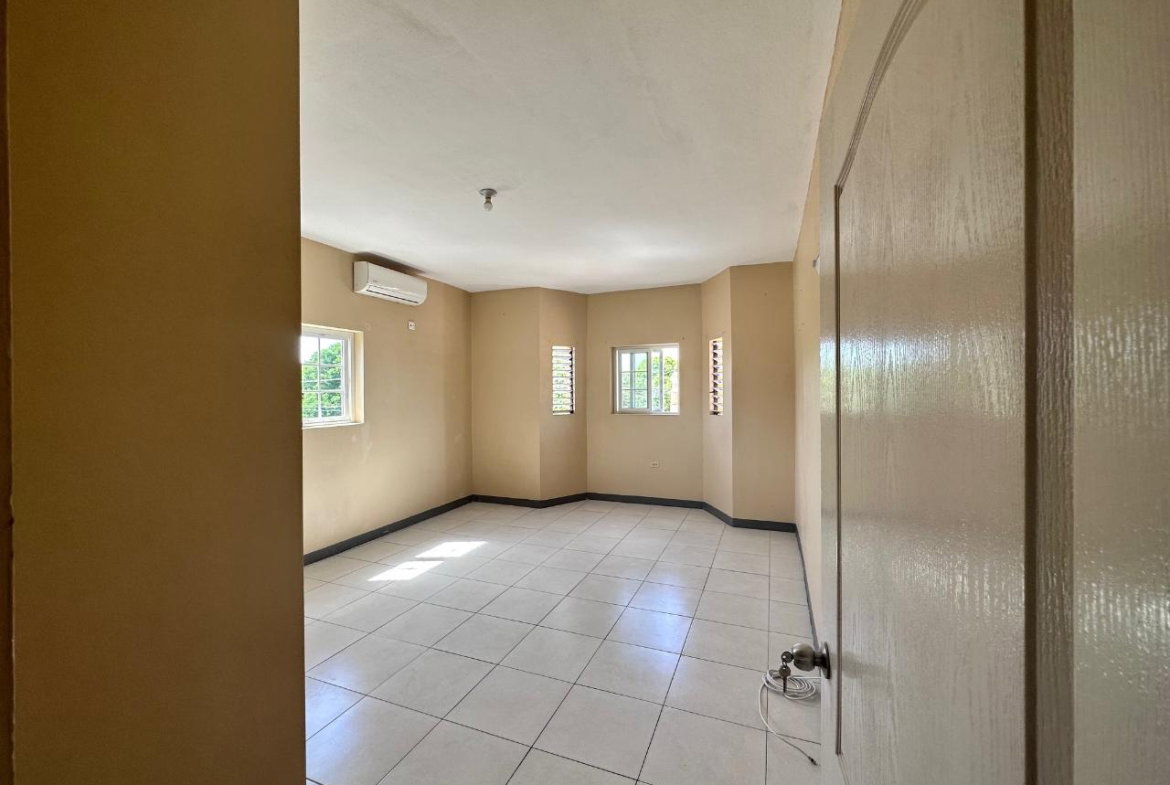 Twelfth image of 7-10a Fairbourne Road in Kingston 2, Kingston, Jamaica - property is For Rent