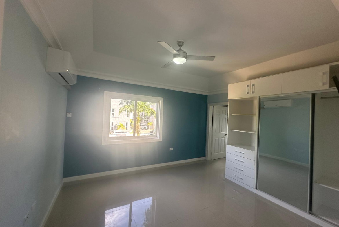 Thirteenth image of 20-22 Charlemont Avenue, Kingst in Kingston 6, St. Andrew, Jamaica - property is For Rent