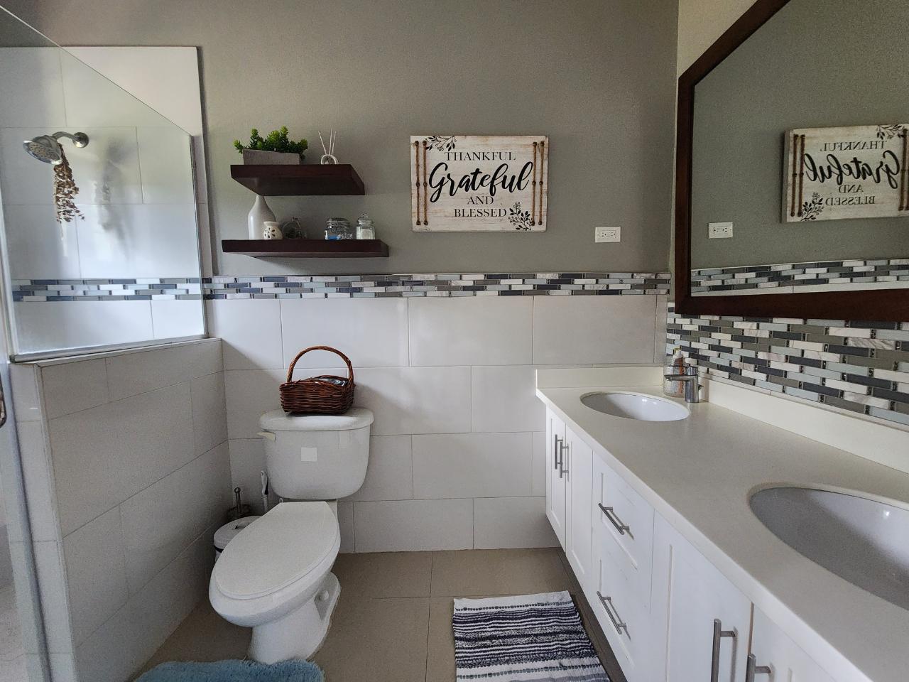 Sixteenth image of 28 Bombay Avenue in Kingston 19, St. Andrew, Jamaica - property is For Rent