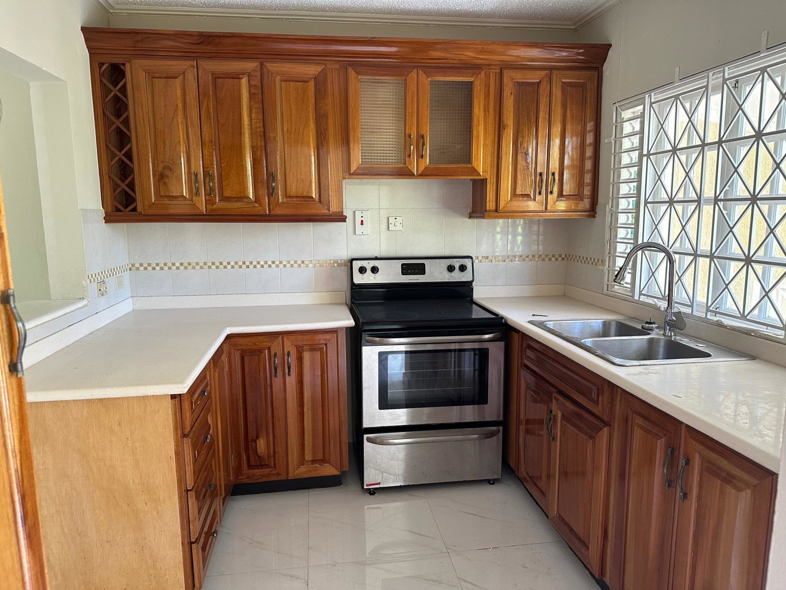 Third image of 533-1a Norbrook Road in Kingston 8, St. Andrew, Jamaica - property is For Rent