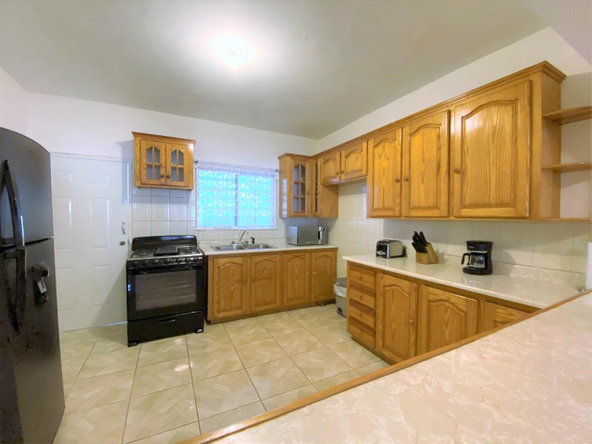 Ninth image of 433 Pasture Drive, Portobello in Montego Bay, St. James, Jamaica - property is For Rent