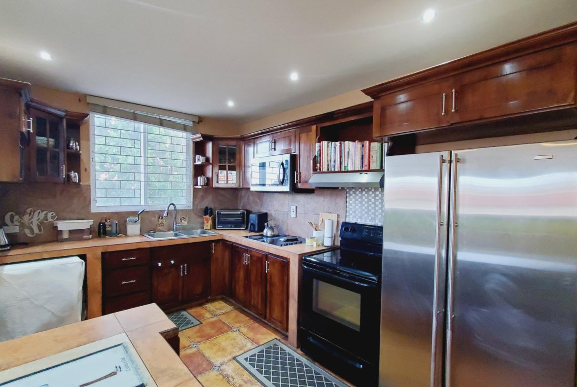 Seventh image of 16-11 Surbiton Road in Kingston 10, St. Andrew, Jamaica - property is For Rent