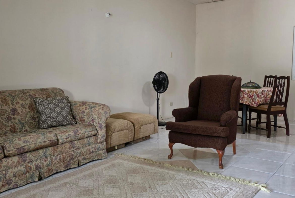 Fifth image of B-2f Woodlawn Ave in Kingston 19, St. Andrew, Jamaica - property is For Rent