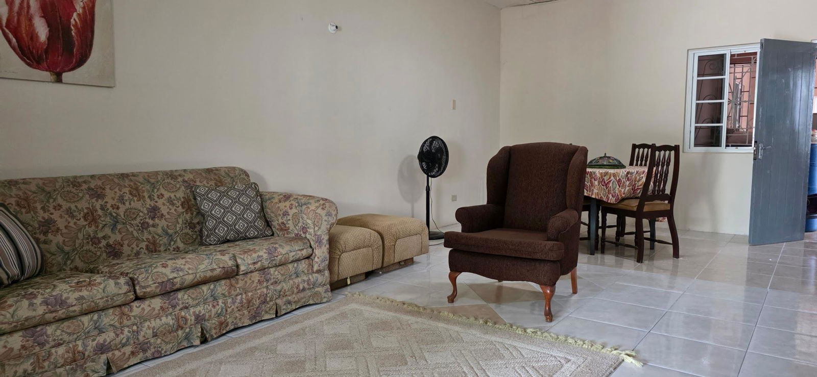 Fifth image of B-2f Woodlawn Ave in Kingston 19, St. Andrew, Jamaica - property is For Rent