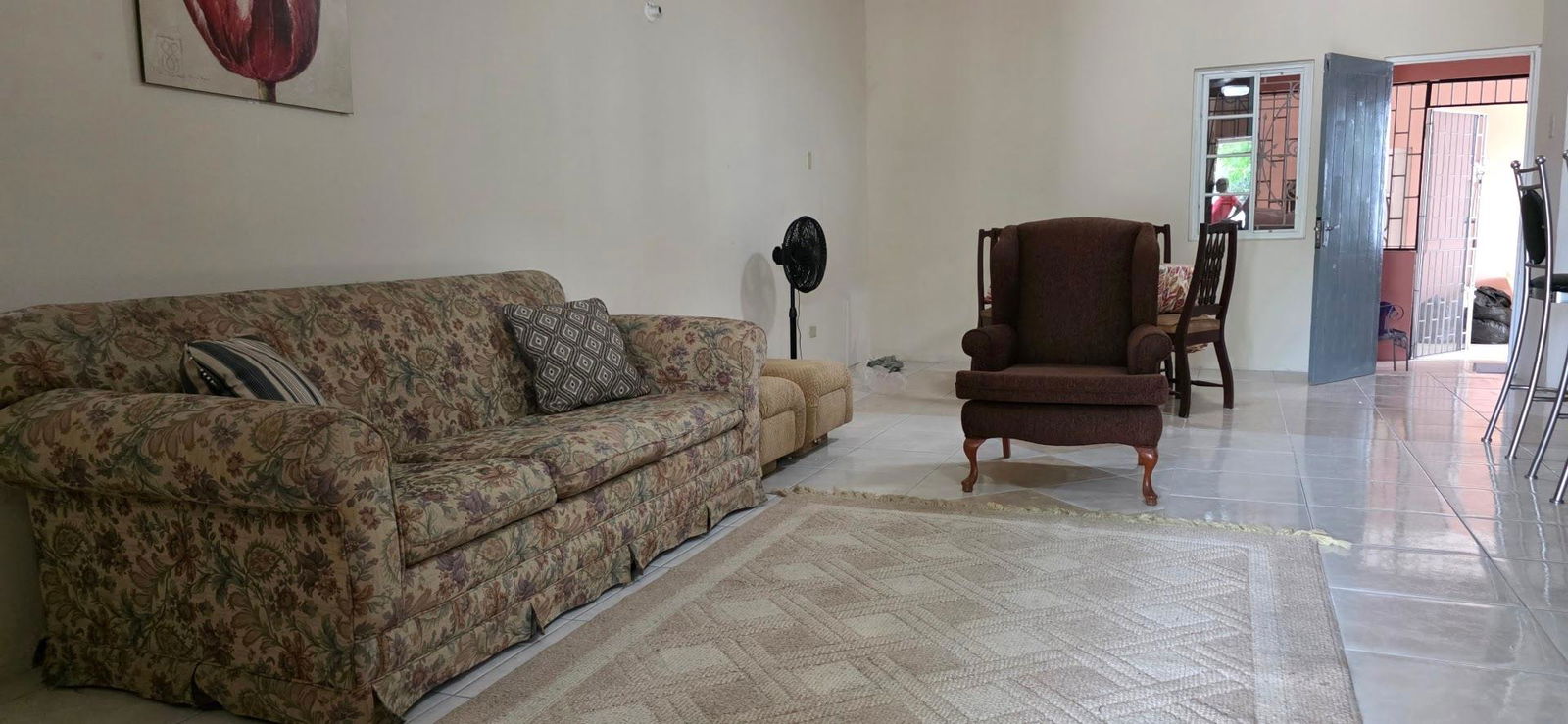 Eighth image of B-2f Woodlawn Ave in Kingston 19, St. Andrew, Jamaica - property is For Rent