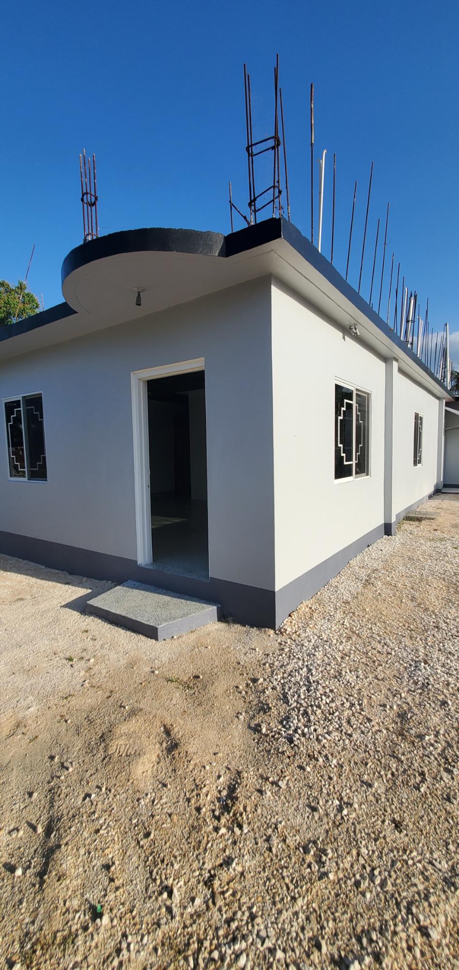 Spacious-2-Bedroom-Apartment-for-Sale-in-Denbigh-Crescent-Clarendon-Jamaica Fourth image of Denbigh Crescent/may Pen in Denbigh, Clarendon, Jamaica - property is For Sale