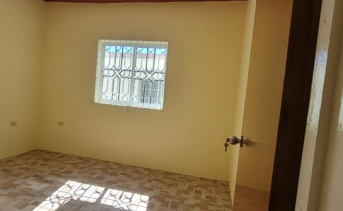 Eleventh image of 2-118 Claremont Heights in Old Harbour, St. Catherine, Jamaica - property is For Rent