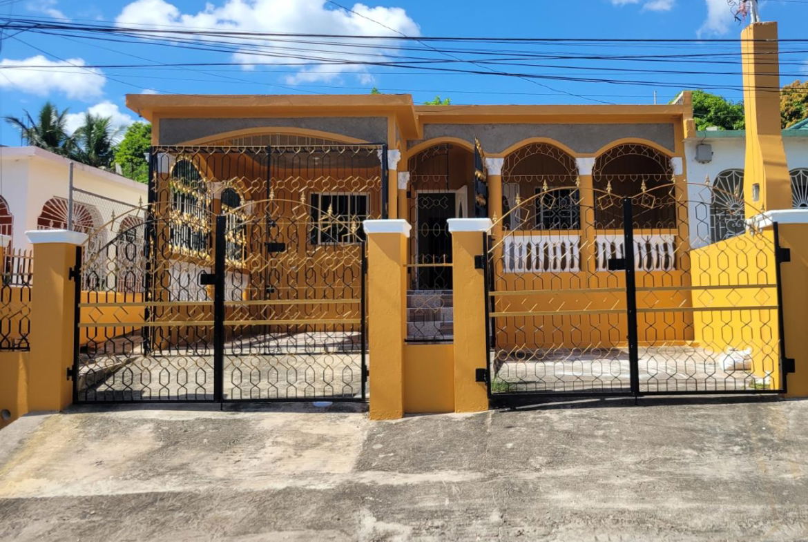 First image of 2-118 Claremont Heights in Old Harbour, St. Catherine, Jamaica - property is For Rent