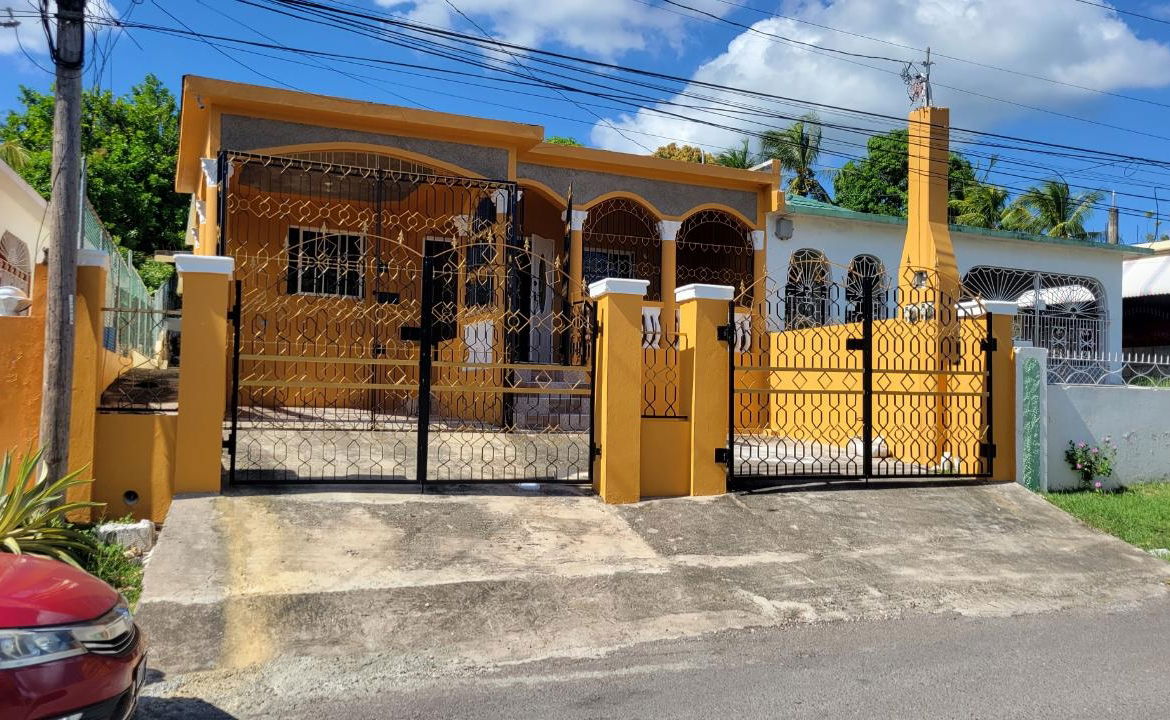 Third image of 2-118 Claremont Heights in Old Harbour, St. Catherine, Jamaica - property is For Rent